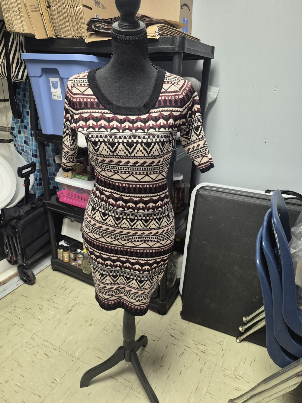 Rue21 Burgundy and Cream Tribal-Print Short Sleeve Bodycon Dress